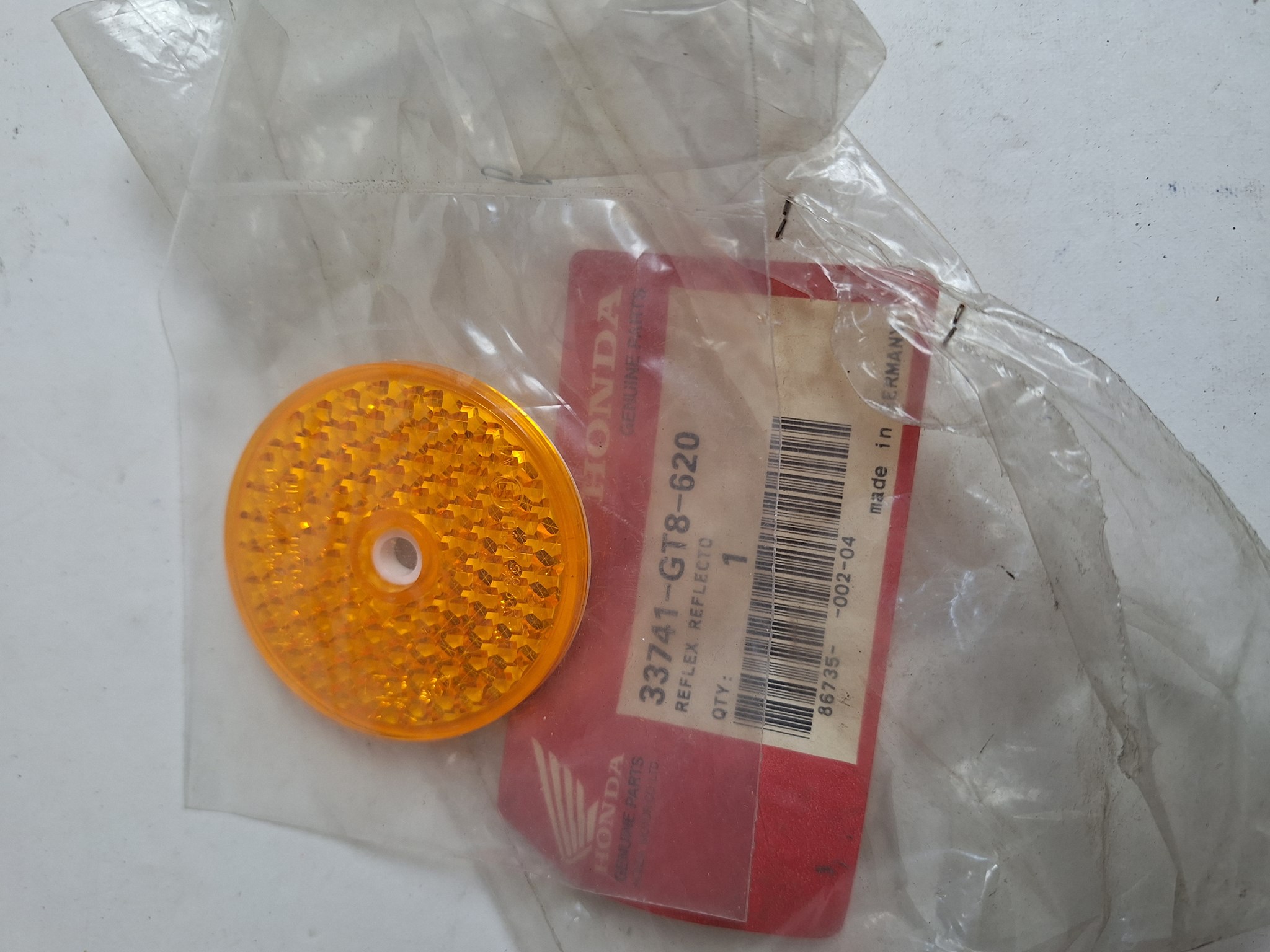 Picture of REFLEX REFLECTOR  33741-GT8-620